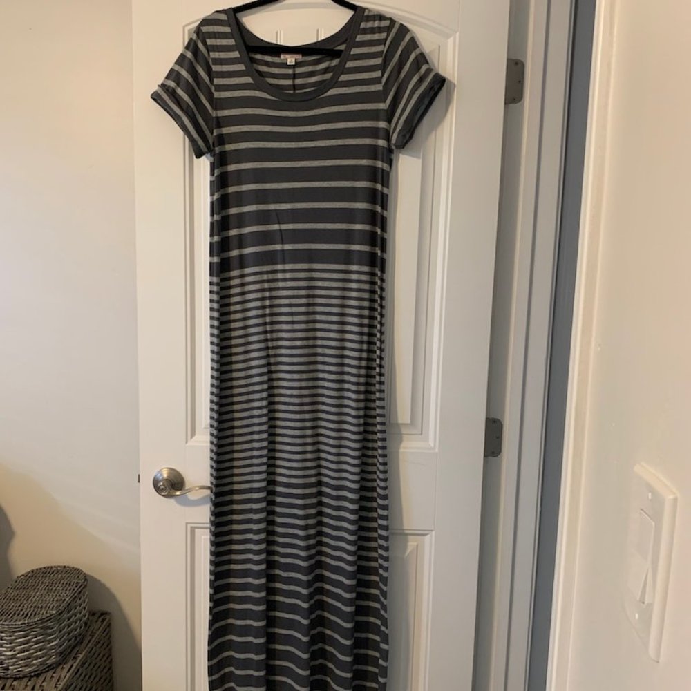 GAP Maxi Dress in Grey Stripes
